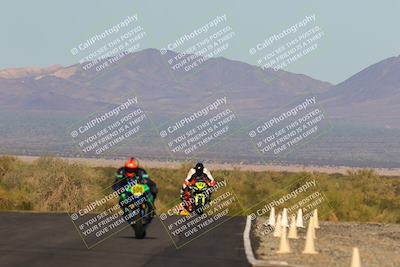 media/Oct-29-2022-CVMA (Sat) [[14c0aa3b66]]/Race 11 Amateur Supersport Open/